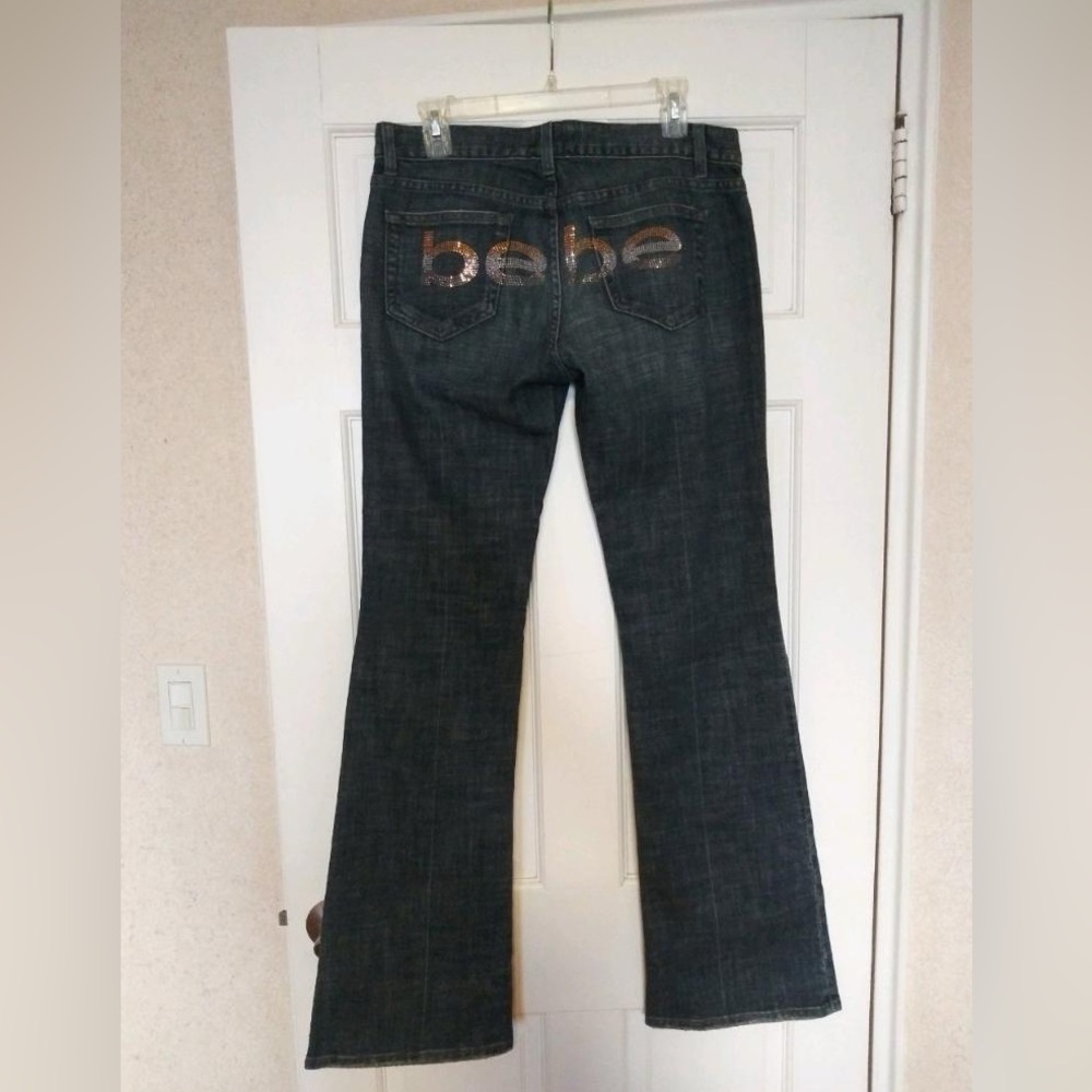 Bebe jeans in great condition with crystal logo on back pockets. Sz 30